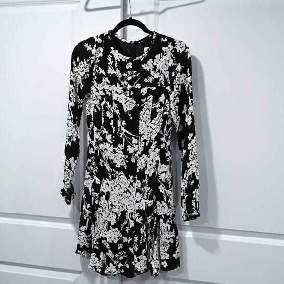 Reiss Size 2 Black Ecru Floral Gabriella Mini Dress | Size 2 - Picture 5 of 11